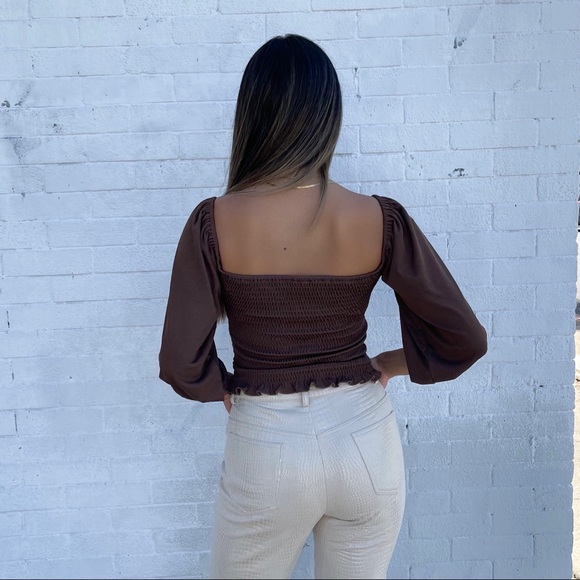 Brown top 🤎 - Picture 3 of 3